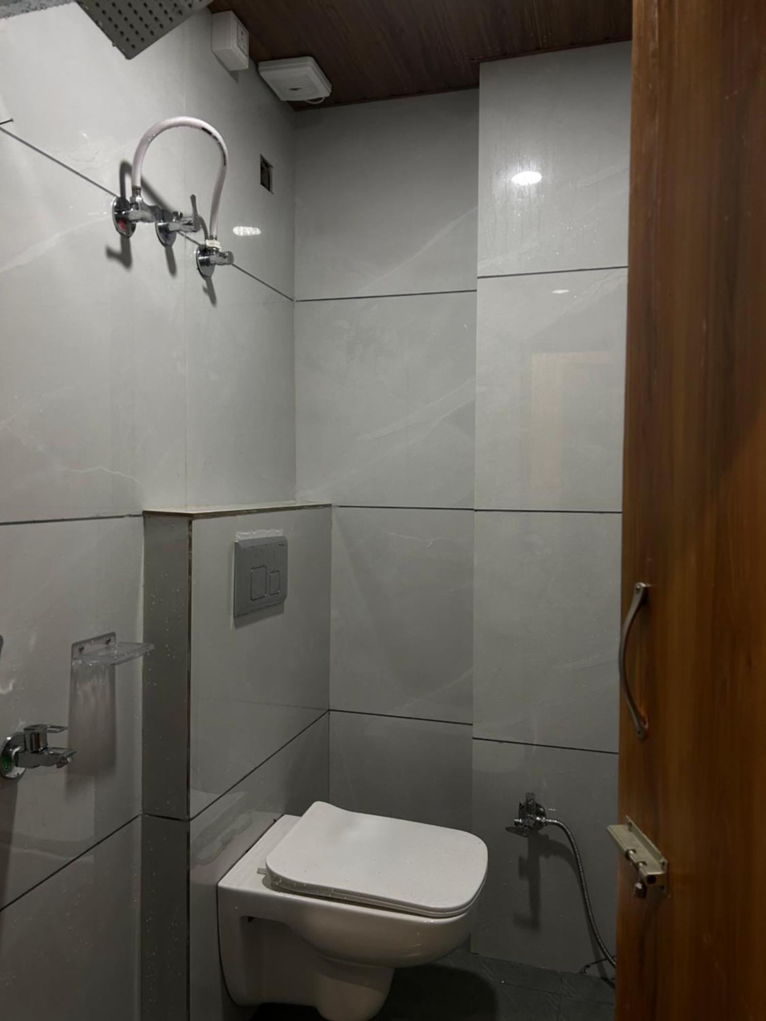 Shree Shyamraj Hotel Удджайн Екстер'єр фото